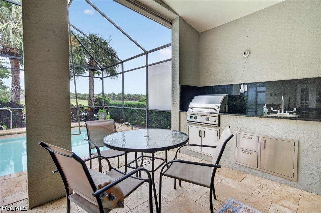 2 Bed Pool Home for Sale in Tivoli, photo 22
