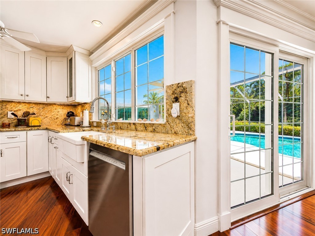 4 Bed Pool Home for Sale in Moorings, photo 22