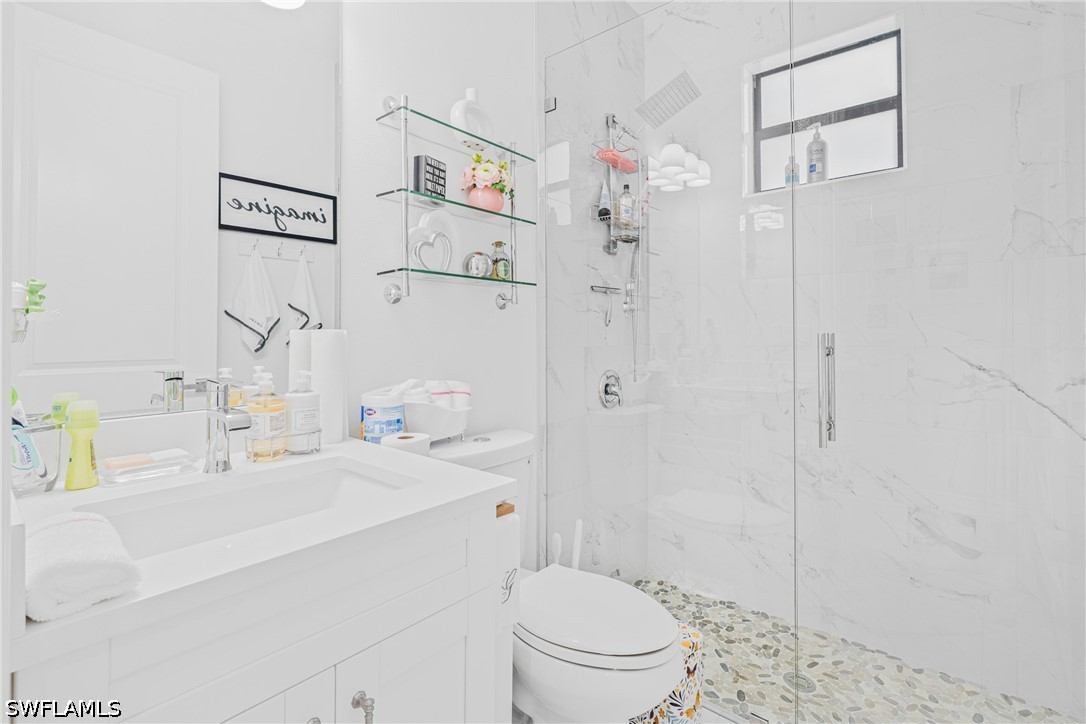 4 Bed SingleFamilyResidence for Sale in Naples, photo 22