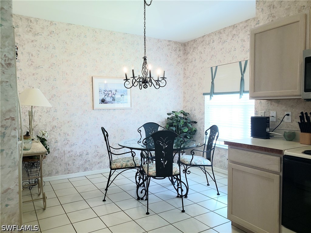 2 Bed Waterfront Home for Sale in Naples, photo 22