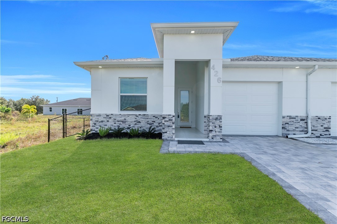 6 Bed Duplex for Sale in Lehigh Acres, photo 22