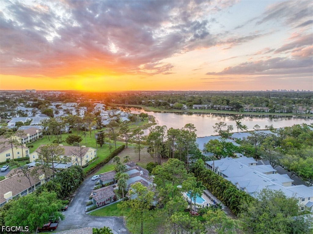 8 Bed Pool Home for Sale in Kings Lake, photo 22