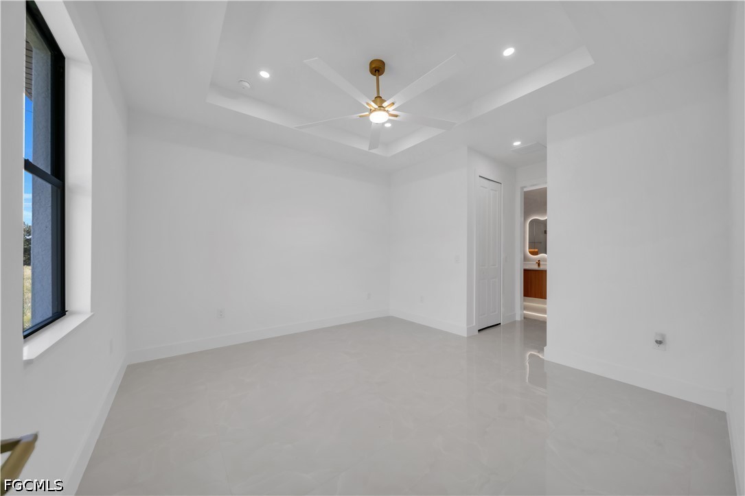 4 Bed SingleFamilyResidence for Sale in Lehigh Acres, photo 22