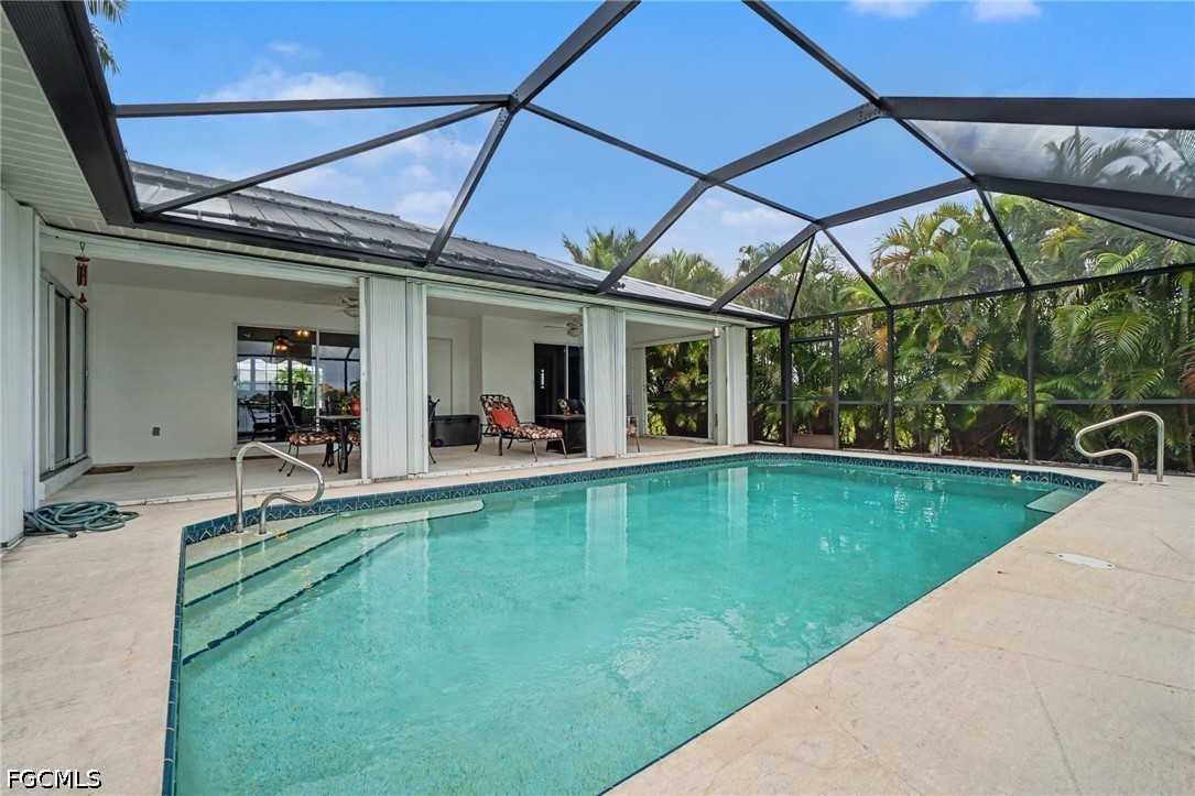 3 Bed Pool Home for Sale in Cape Coral, photo 22