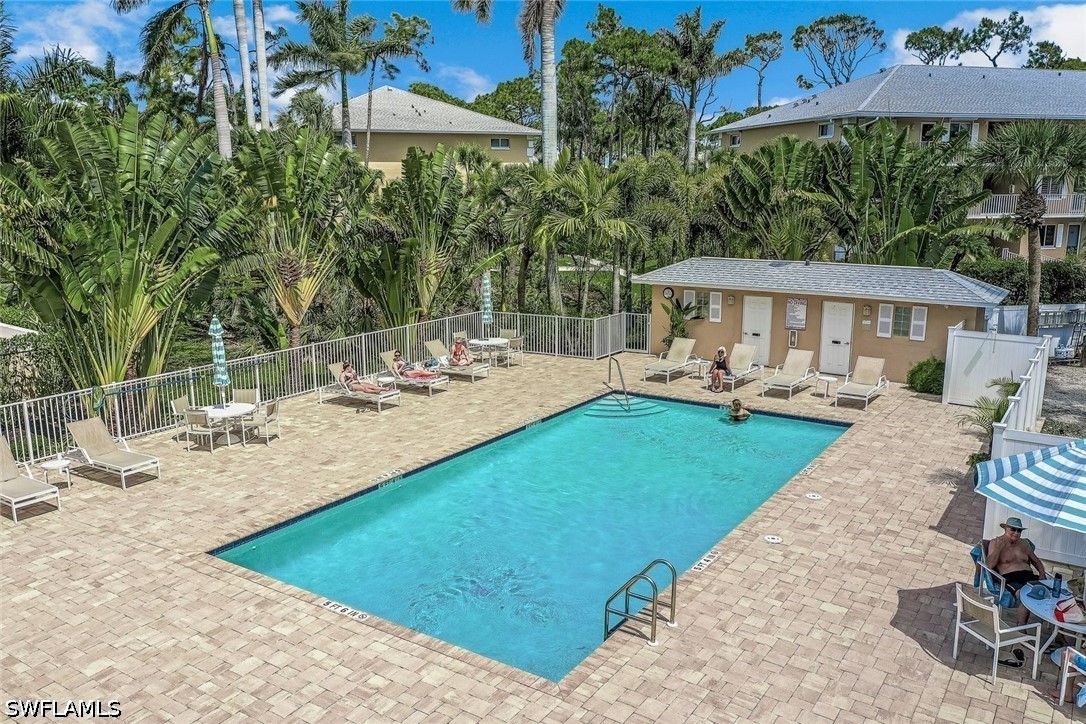 2 Bed Waterfront Home for Sale in Naples, photo 22