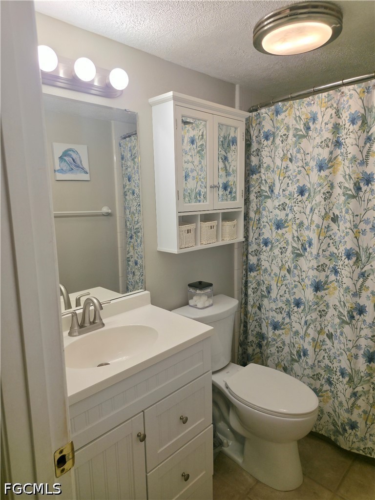 1 Bed Pool Home for Sale in Fort Myers, photo 22