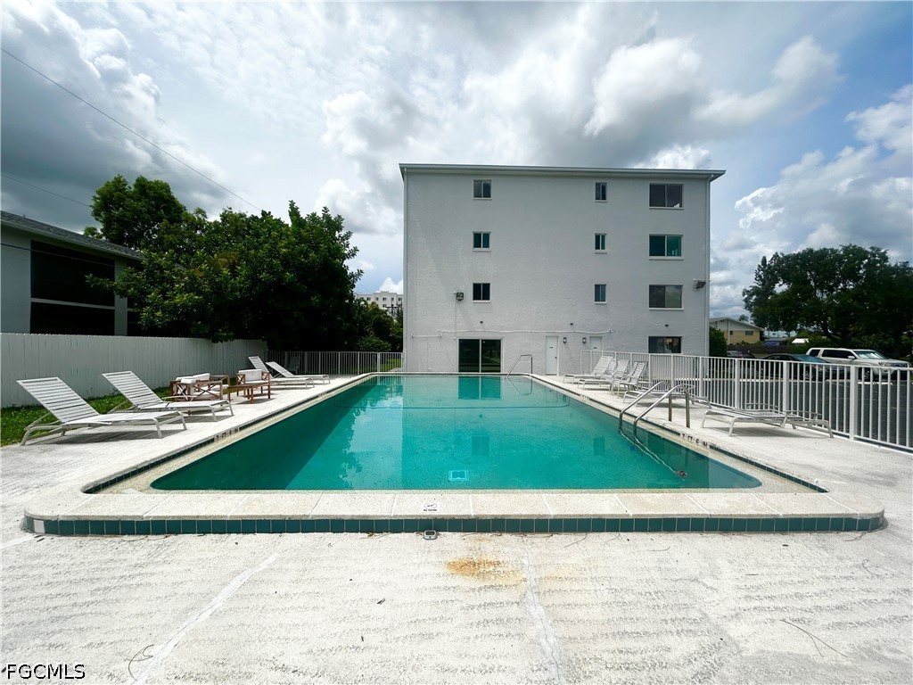 2 Bed Condominium for Sale in Capeway Condo, photo 22