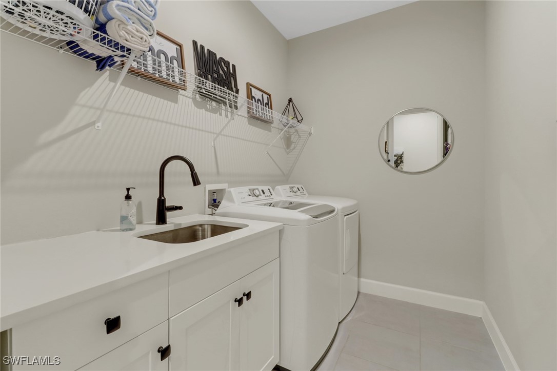 2 Bed Attached for Sale in Naples, photo 23