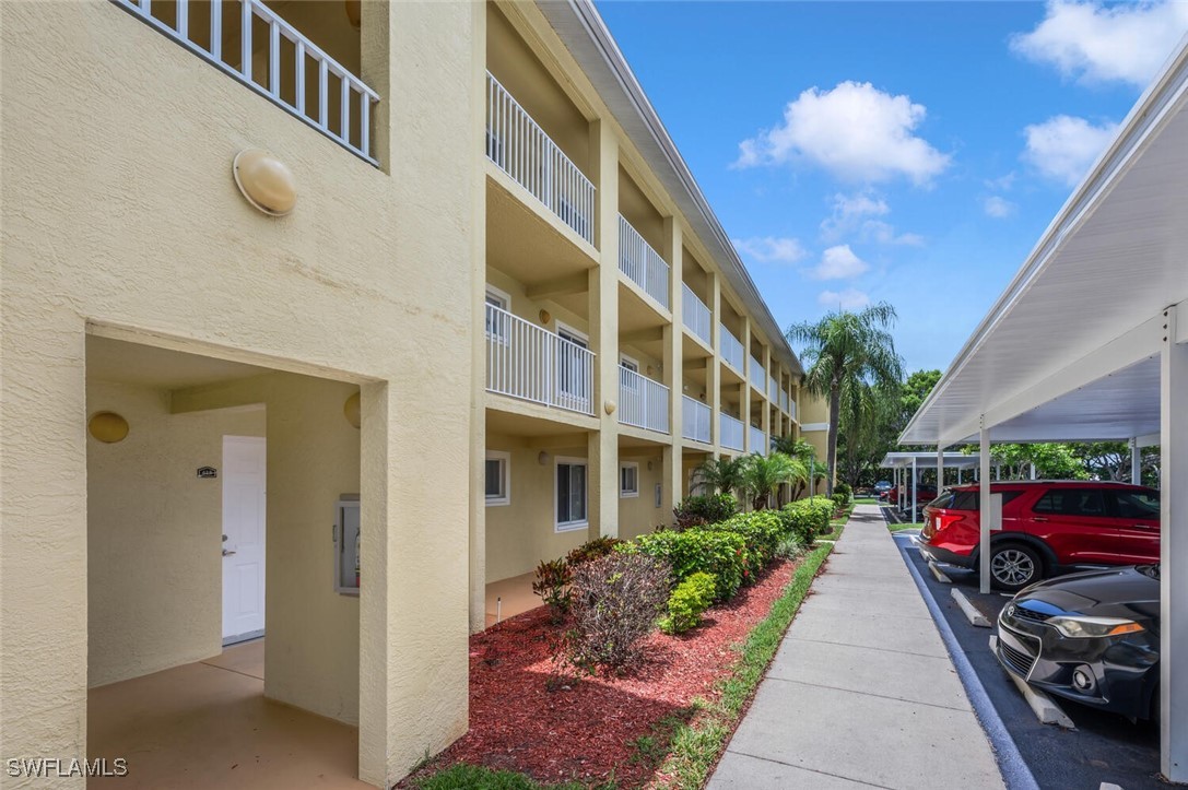 2 Bed Waterfront Home for Sale in Naples, photo 23