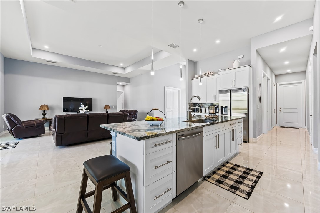 4 Bed SingleFamilyResidence for Sale in Naples, photo 23