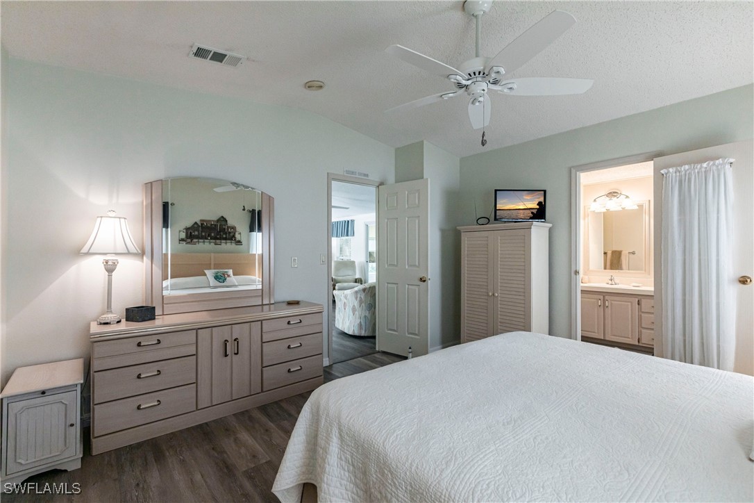 2 Bed ManufacturedHome for Sale in North Fort Myers, FL — photo 23