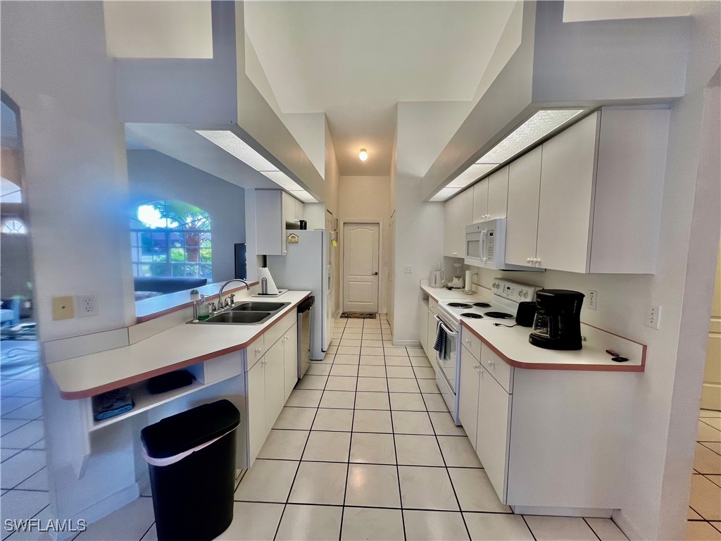 3 Bed Pool Home for Sale in Lehigh Acres, photo 23