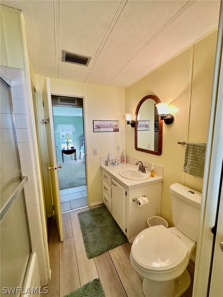 2 Bed ManufacturedHome for Sale in North Fort Myers, FL — photo 23