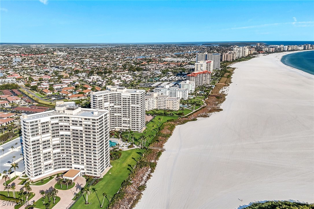 2 Bed Waterfront Home for Sale in Marco Island, photo 23