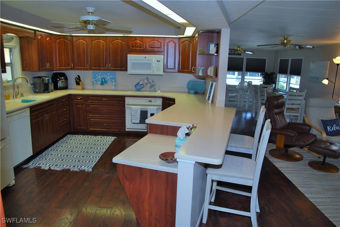 2 Bed ManufacturedHome for Sale in North Fort Myers, photo 23
