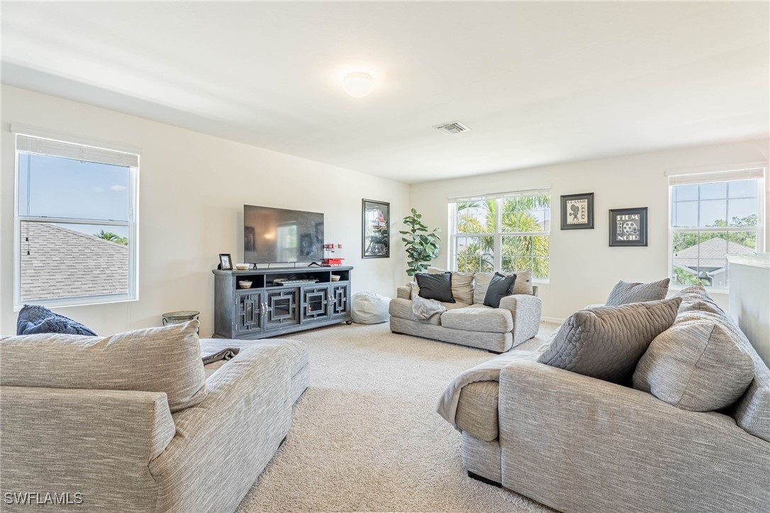 5 Bed Waterfront Home for Sale in Entrada, FL, $399,900 — photo 23