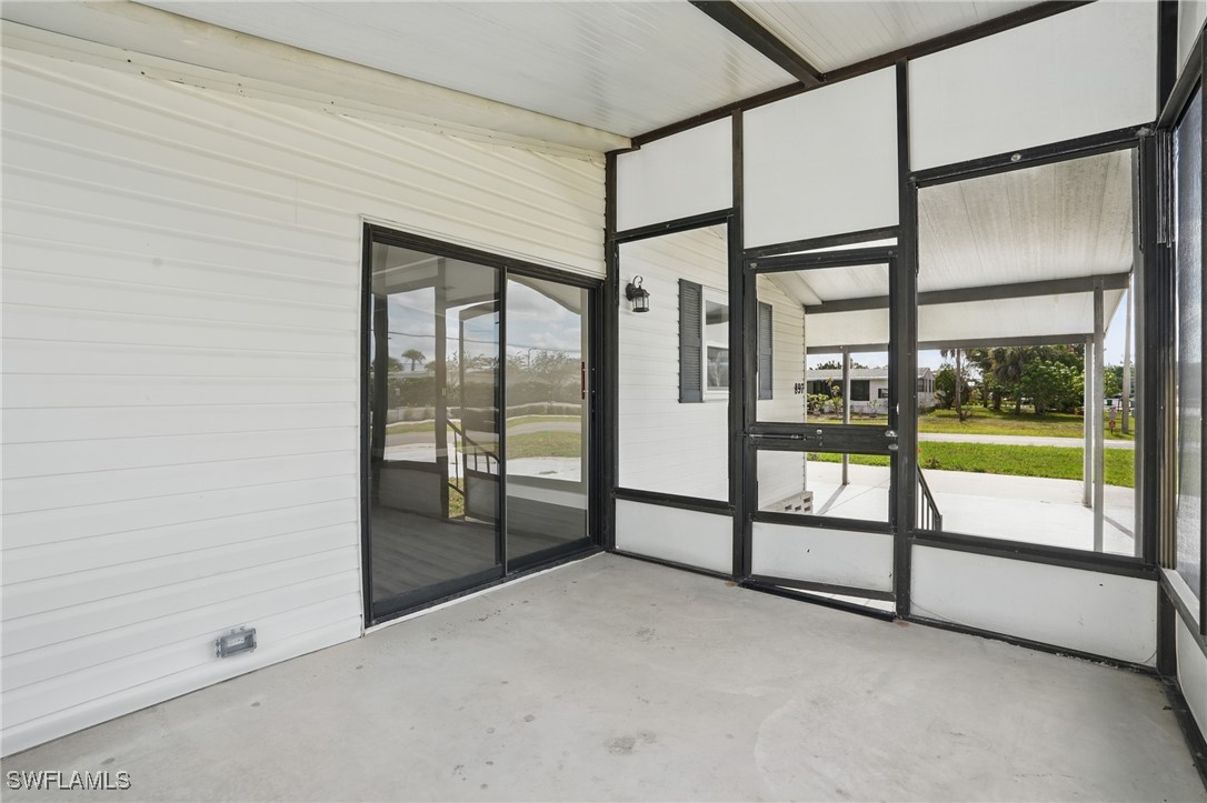 2 Bed ManufacturedHome for Sale in Naples, FL, $199,000 — photo 23