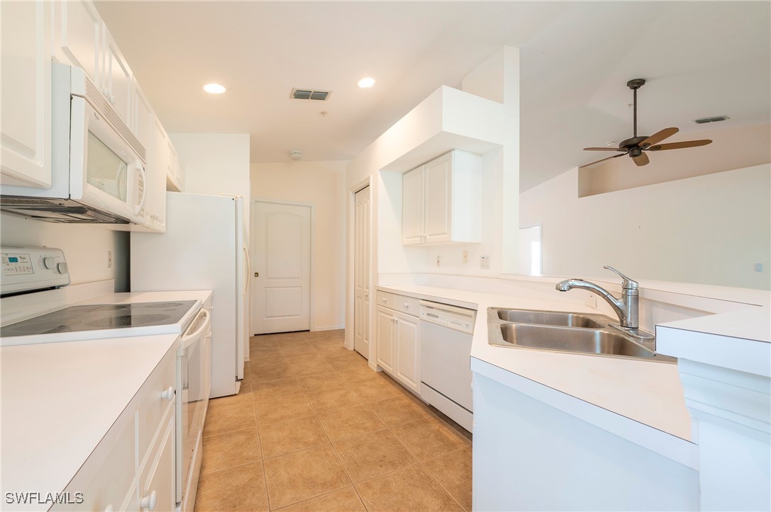 3 Bed Condominium for Sale in Dover Place, photo 23