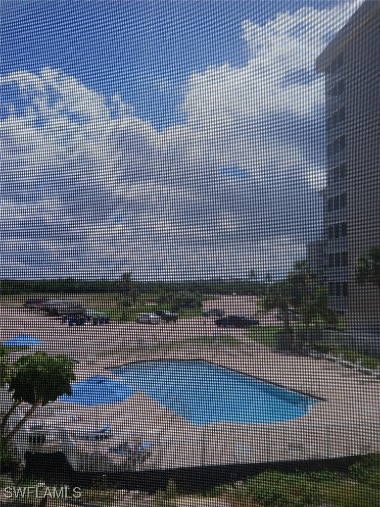 1 Bed Waterfront Home for Sale in Beach And Tennis Club, photo 23