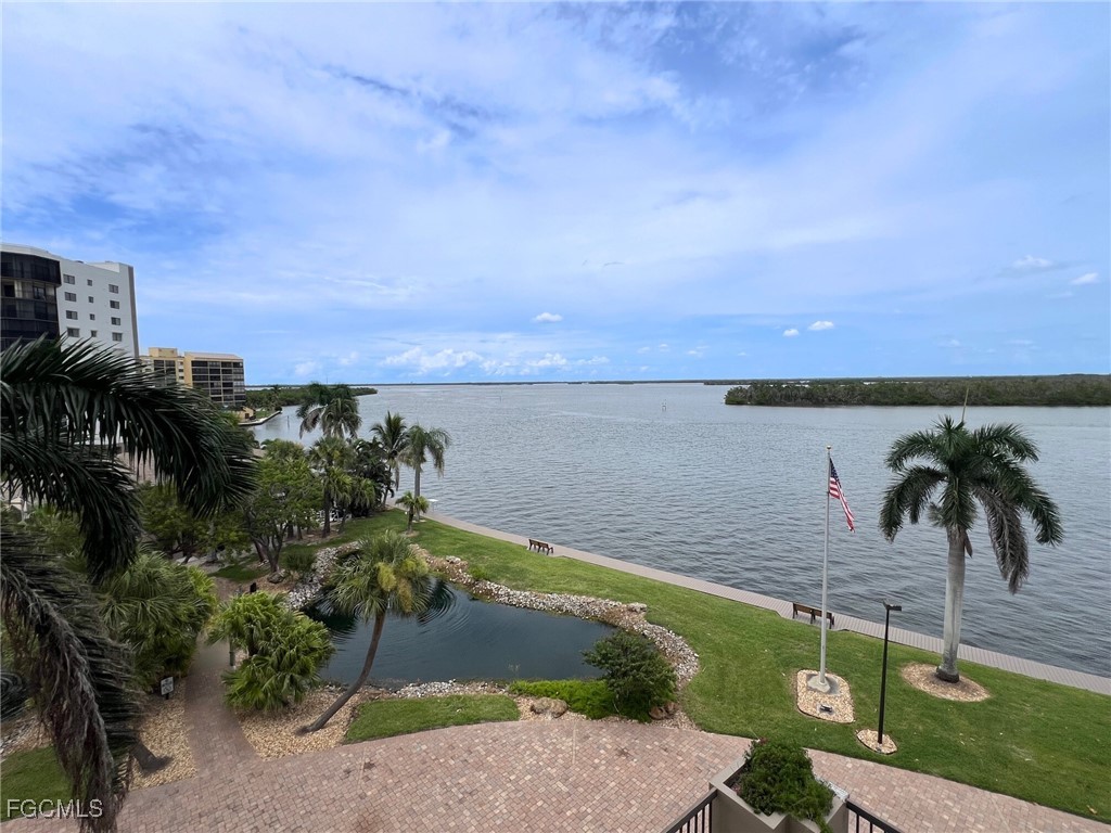 2 Bed Waterfront Home for Sale in Harbour Pointe Condo, FL — photo 23