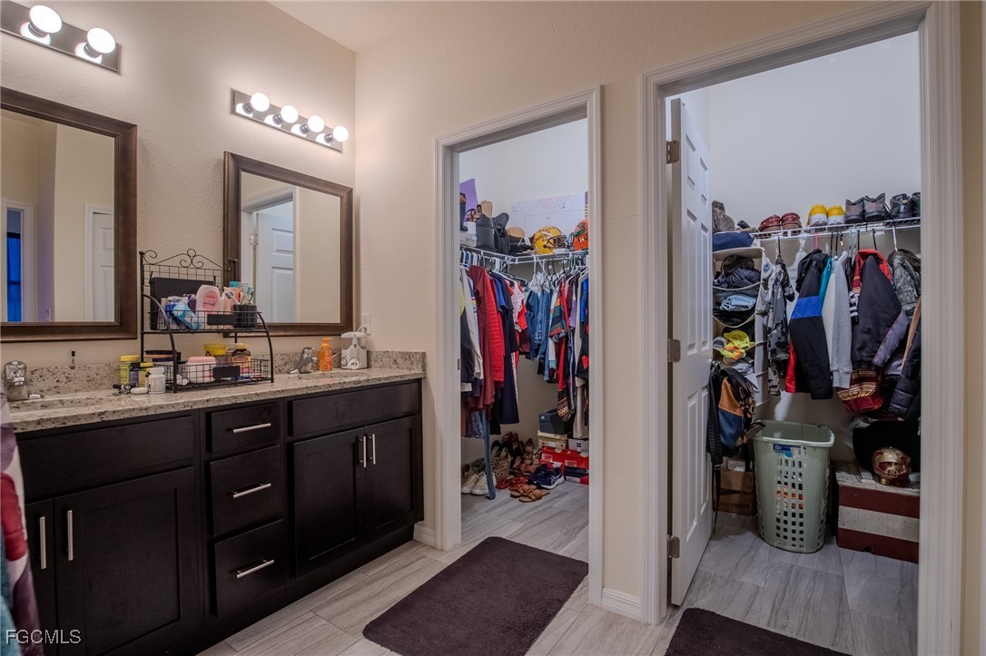 3 Bed SingleFamilyResidence for Sale in Port Labelle, FL — photo 23