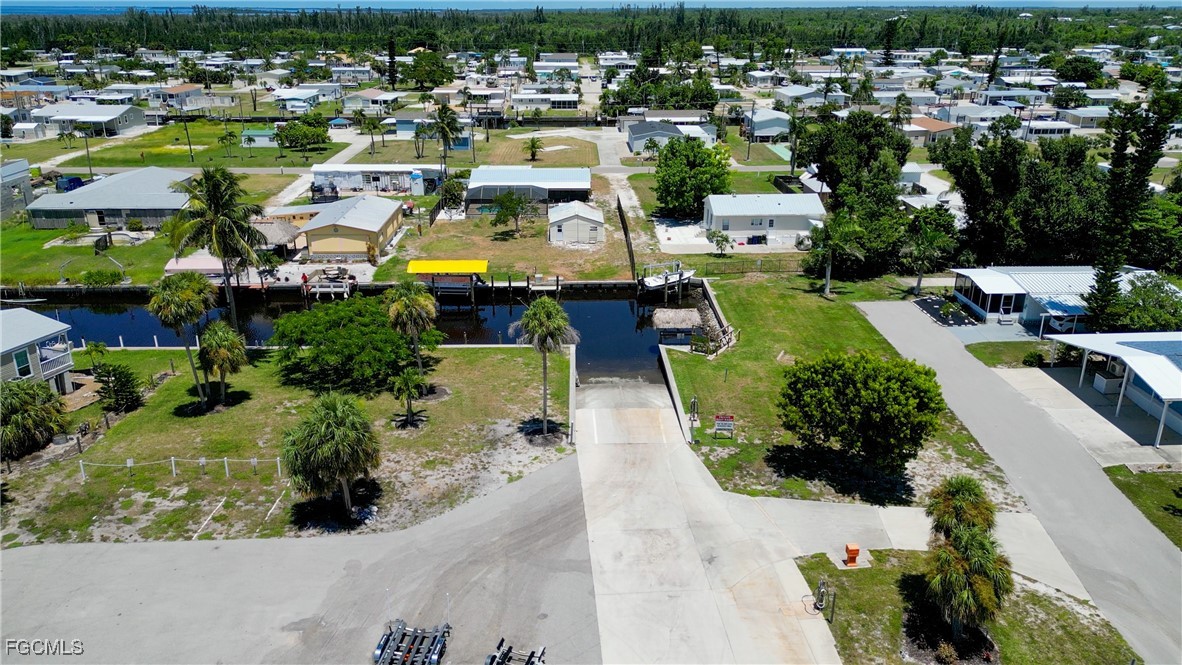 2 Bed ManufacturedHome for Sale in Pine Island Cove, FL — photo 23