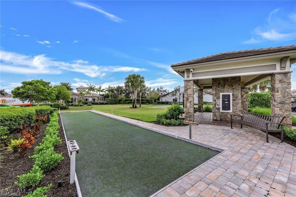3 Bed SingleFamilyResidence for Sale in Naples, FL, $725,000 — photo 23