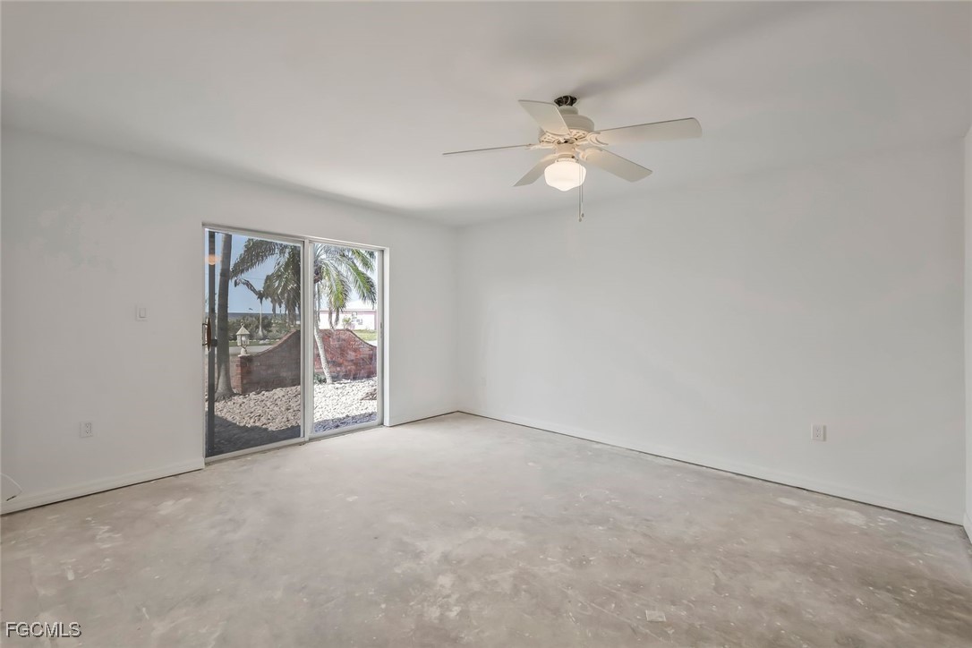 2 Bed Waterfront Home for Sale in Bokeelia, photo 23
