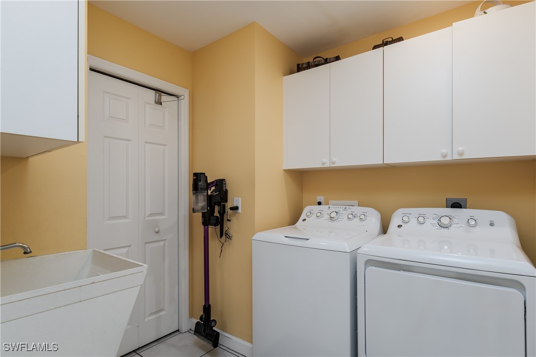 2 Bed Waterfront Home for Sale in Naples, FL, $400,000 — photo 23