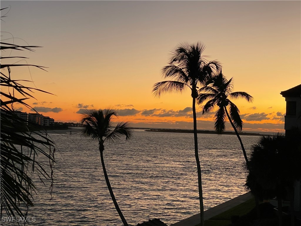 2 Bed Waterfront Home for Sale in Marco Towers, photo 23