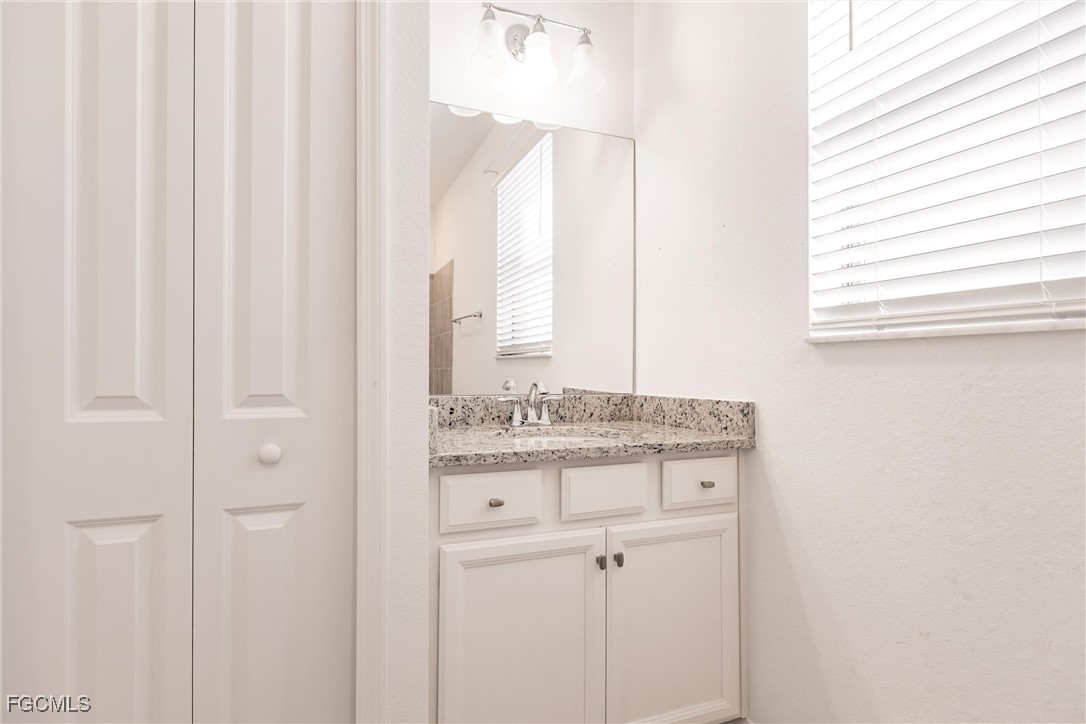 4 Bed SingleFamilyResidence for Sale in Portico, FL — photo 23