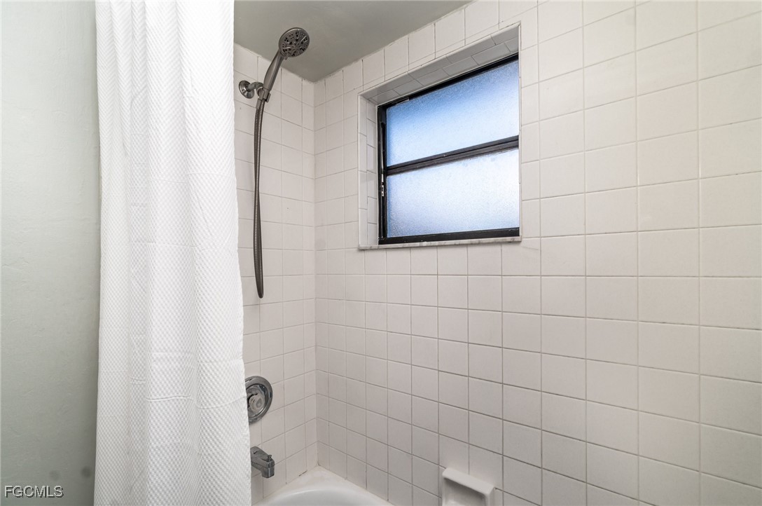 3 Bed SingleFamilyResidence for Sale in Fort Myers, photo 23