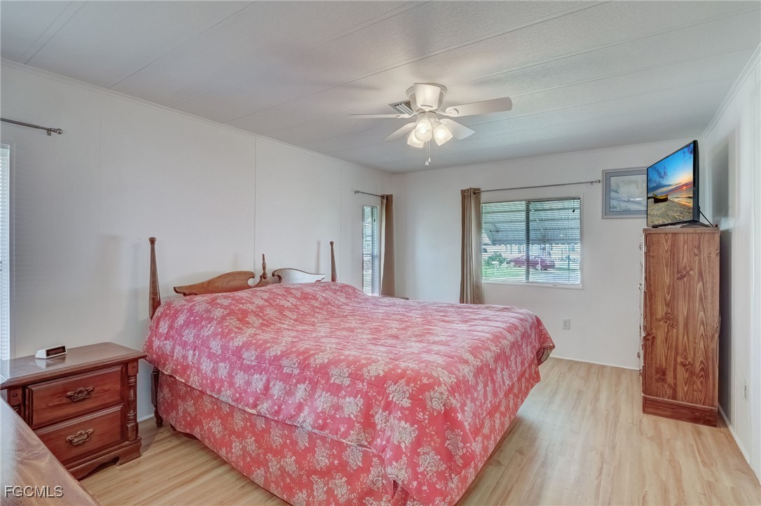 2 Bed ManufacturedHome for Sale in Old Bridge Village, FL — photo 23