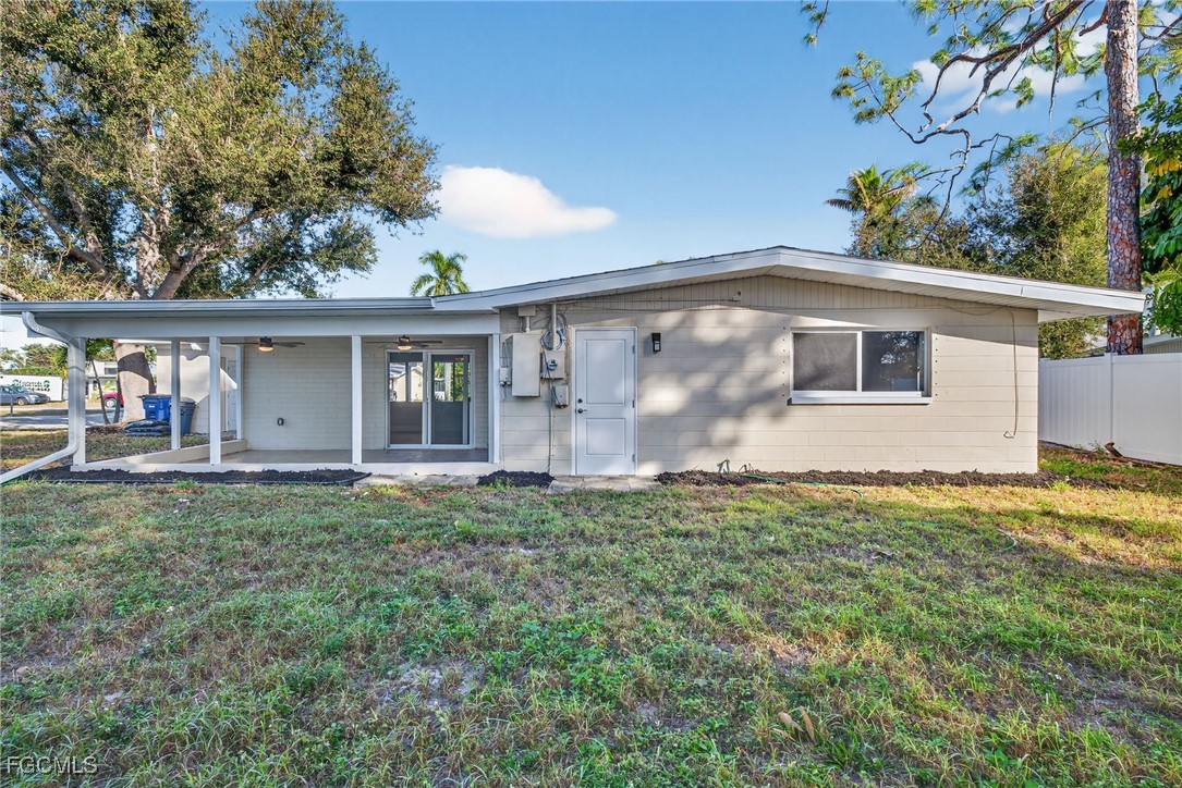 3 Bed SingleFamilyResidence for Sale in Fort Myers, photo 23