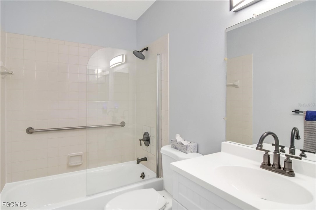 2 Bed SingleFamilyResidence for Sale in Port Charlotte, photo 23