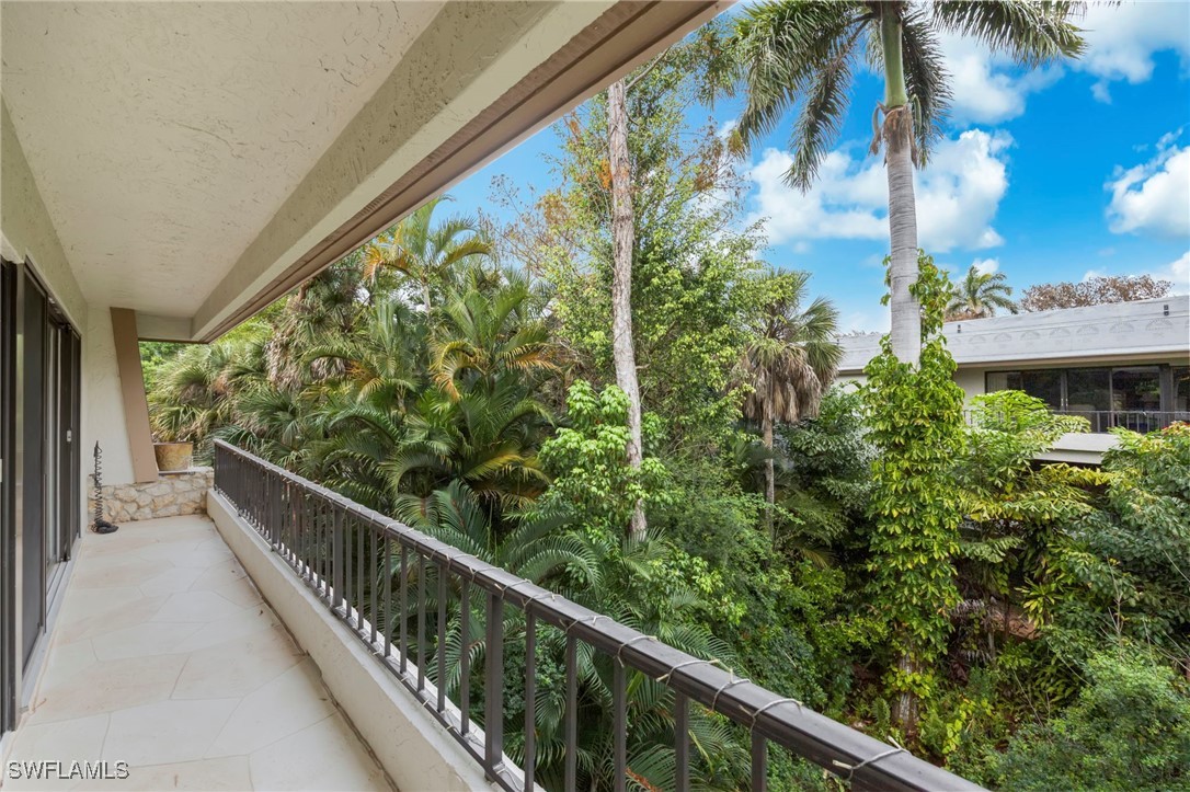 3 Bed Condominium for Sale in Naples, photo 23