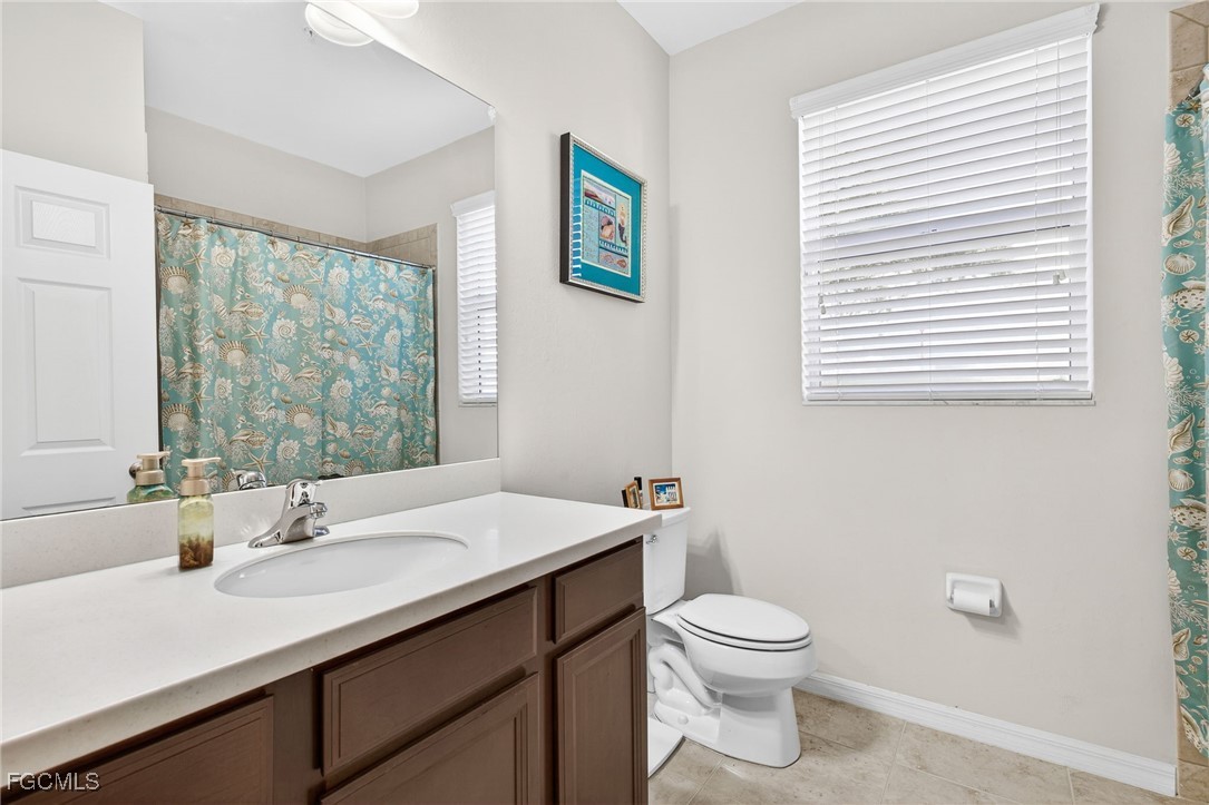 2 Bed Condominium for Sale in Fort Myers, photo 23