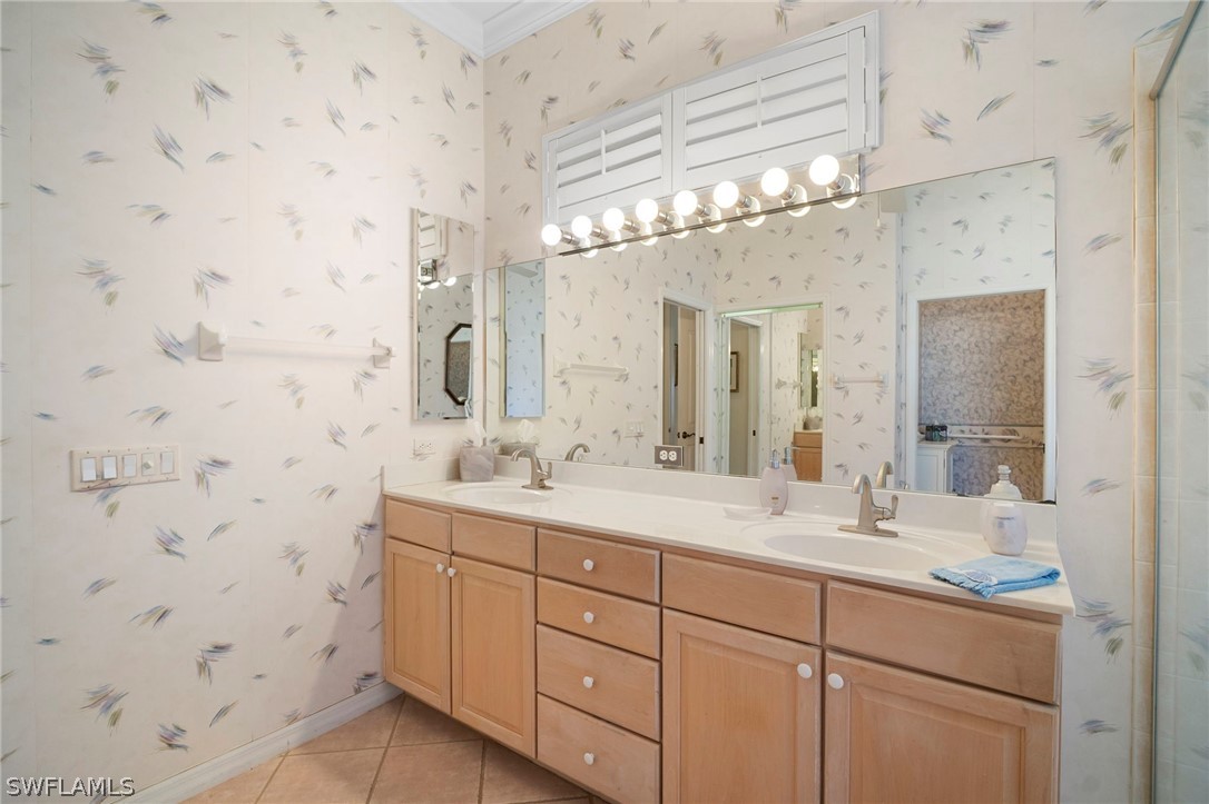 3 Bed SingleFamilyResidence for Sale in Naples, photo 23