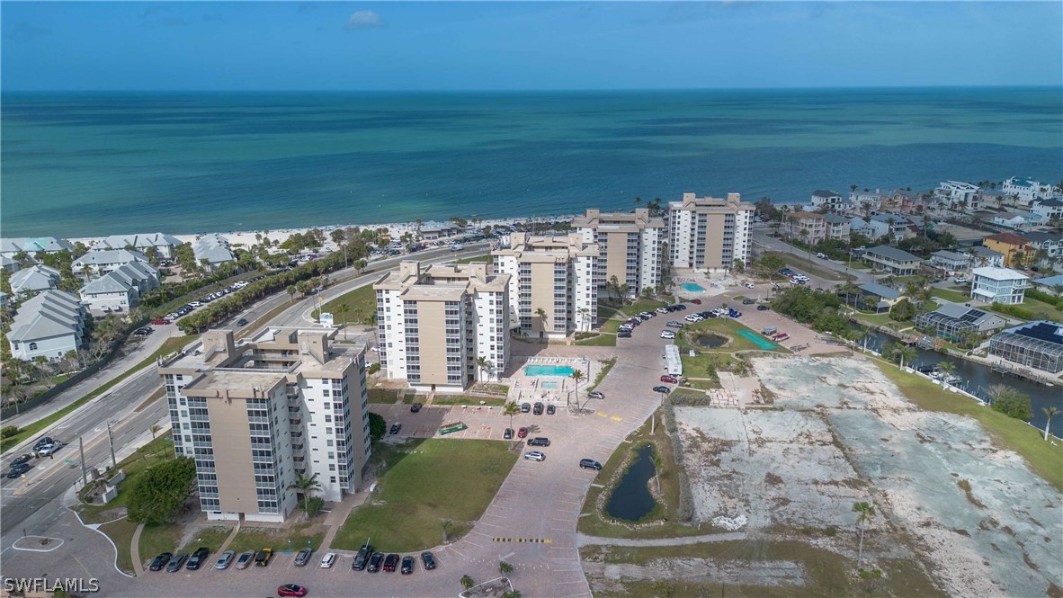1 Bed Waterfront Home for Sale in Beach And Tennis Club, photo 23