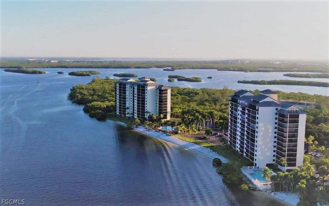 2 Bed Waterfront Home for Sale in Fort Myers, FL, $698,000 — photo 23