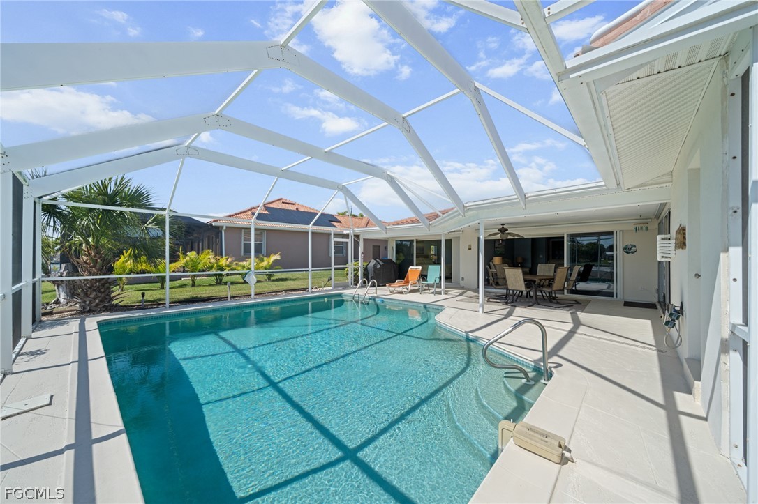 3 Bed Pool Home for Sale in Cape Coral, photo 23