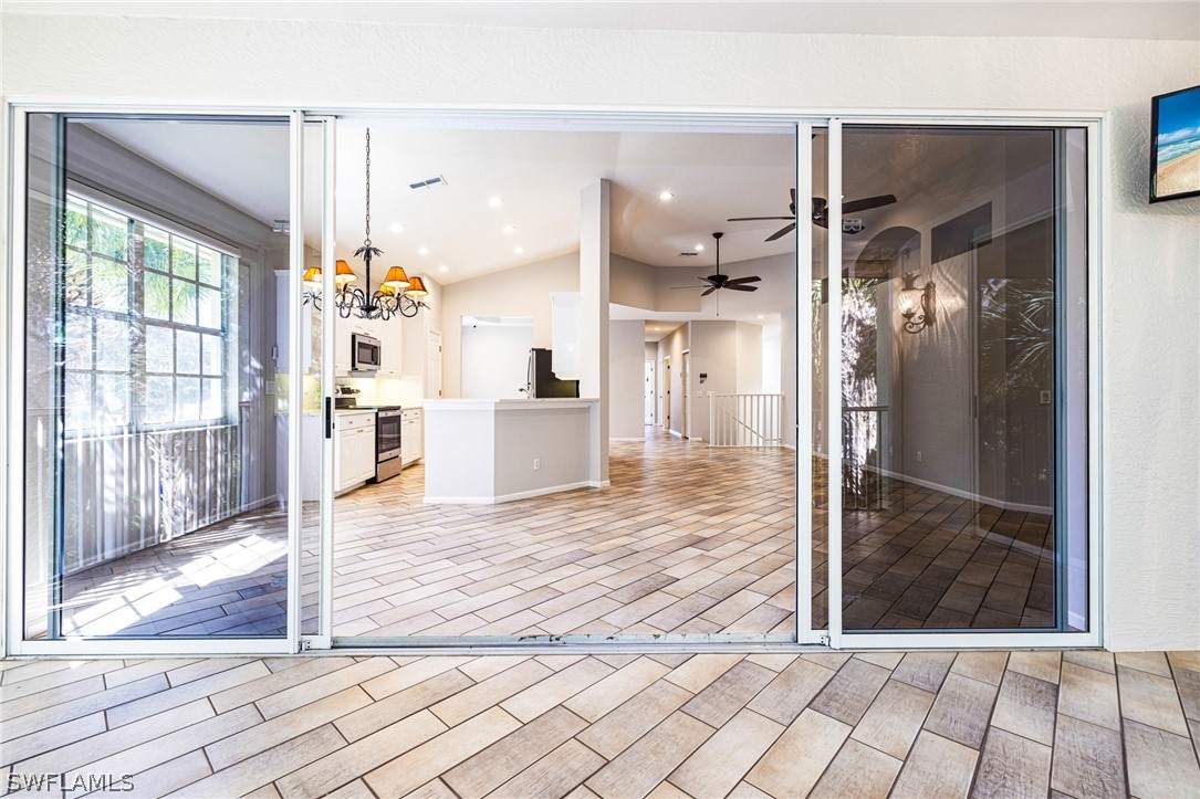 3 Bed Condominium for Sale in Turtle Point, photo 23