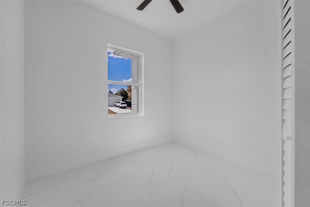 3 Bed SingleFamilyResidence for Sale in Lehigh Acres, photo 23