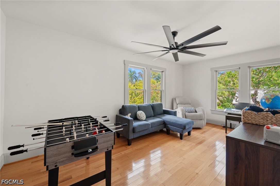 4 Bed SingleFamilyResidence for Sale in Dean Park, photo 23