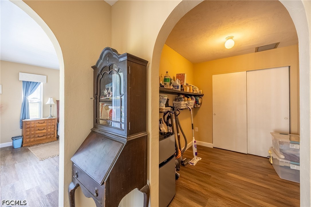 4 Bed SingleFamilyResidence for Sale in Cape Coral, photo 23