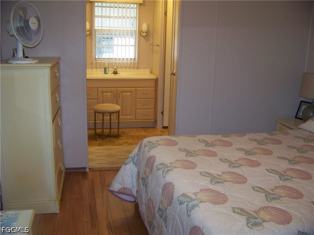 2 Bed ManufacturedHome for Sale in Carriage Village, photo 23