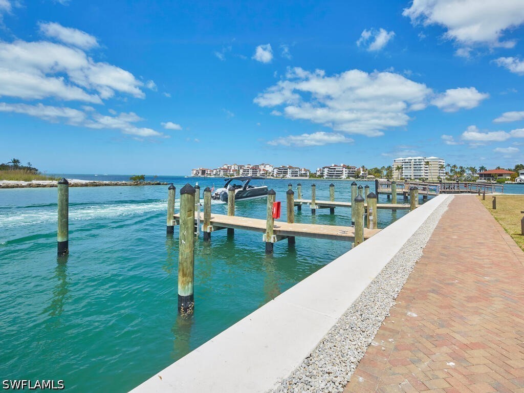 2 Bed Waterfront Home for Sale in Marco Island, photo 23