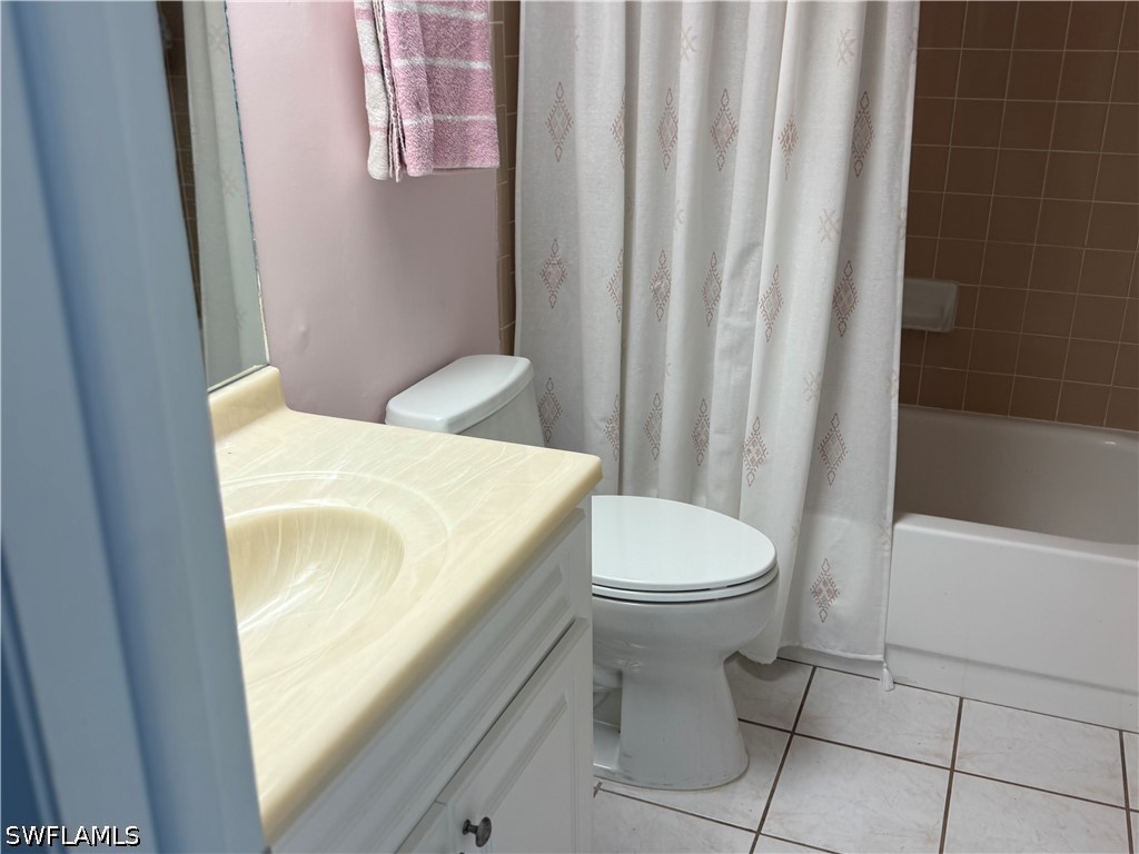 2 Bed Waterfront Home for Sale in Cape Coral, photo 23