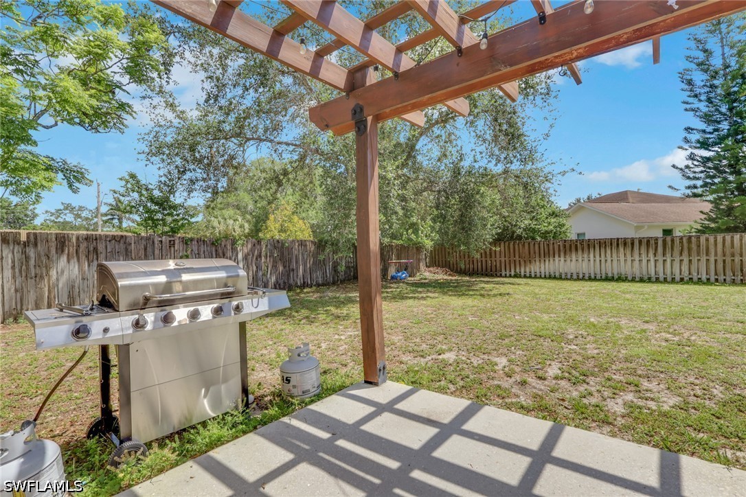 3 Bed SingleFamilyResidence for Sale in Naples, photo 23