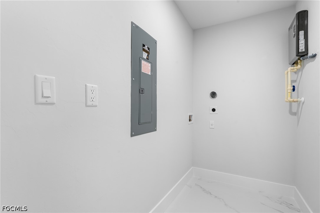 3 Bed SingleFamilyResidence for Sale in Lehigh Acres, photo 23